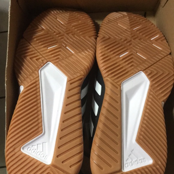 New Addias court flight 10 shoes NEW BNWT - Picture 5 of 10